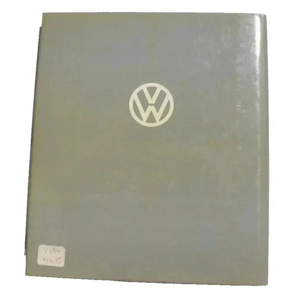 Vintage 1982 Volkswagen VW Beetle by Boddy MBE, William B. Hardback Book - Picture 3 of 3